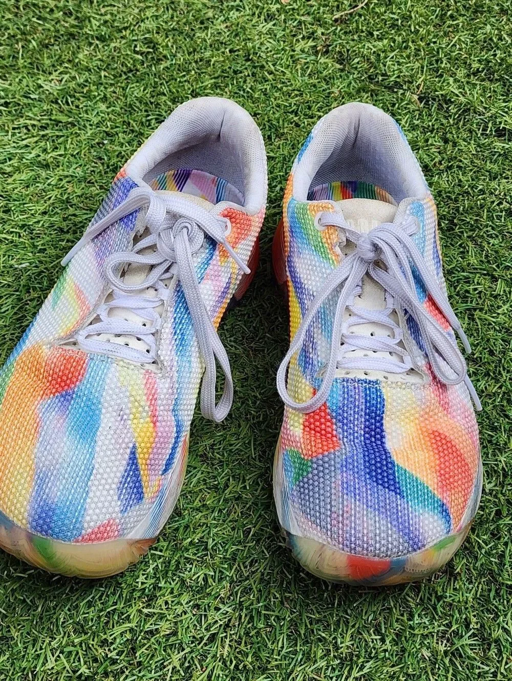 NOBULL PRIDE - Womens Sneakers  - SIZE 9 (( Please See All Pictures))